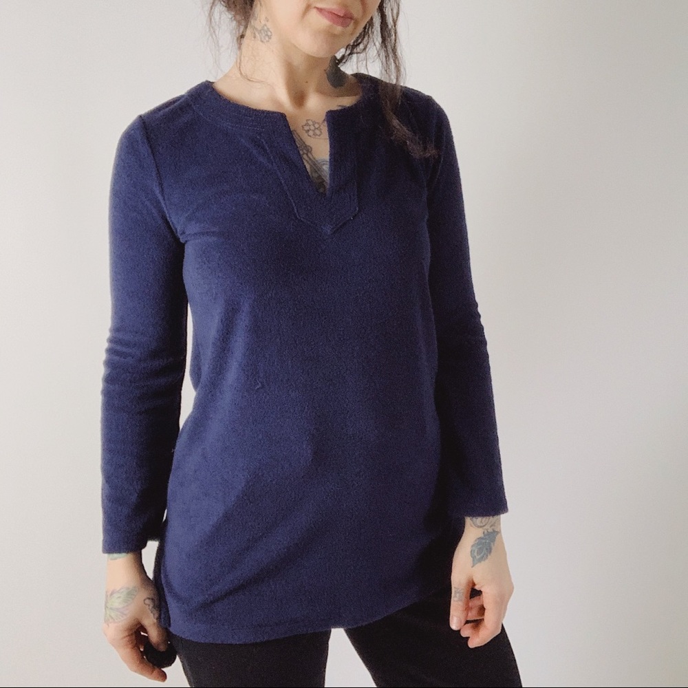NWT TALBOTS Terry Notched V Navy Top Small